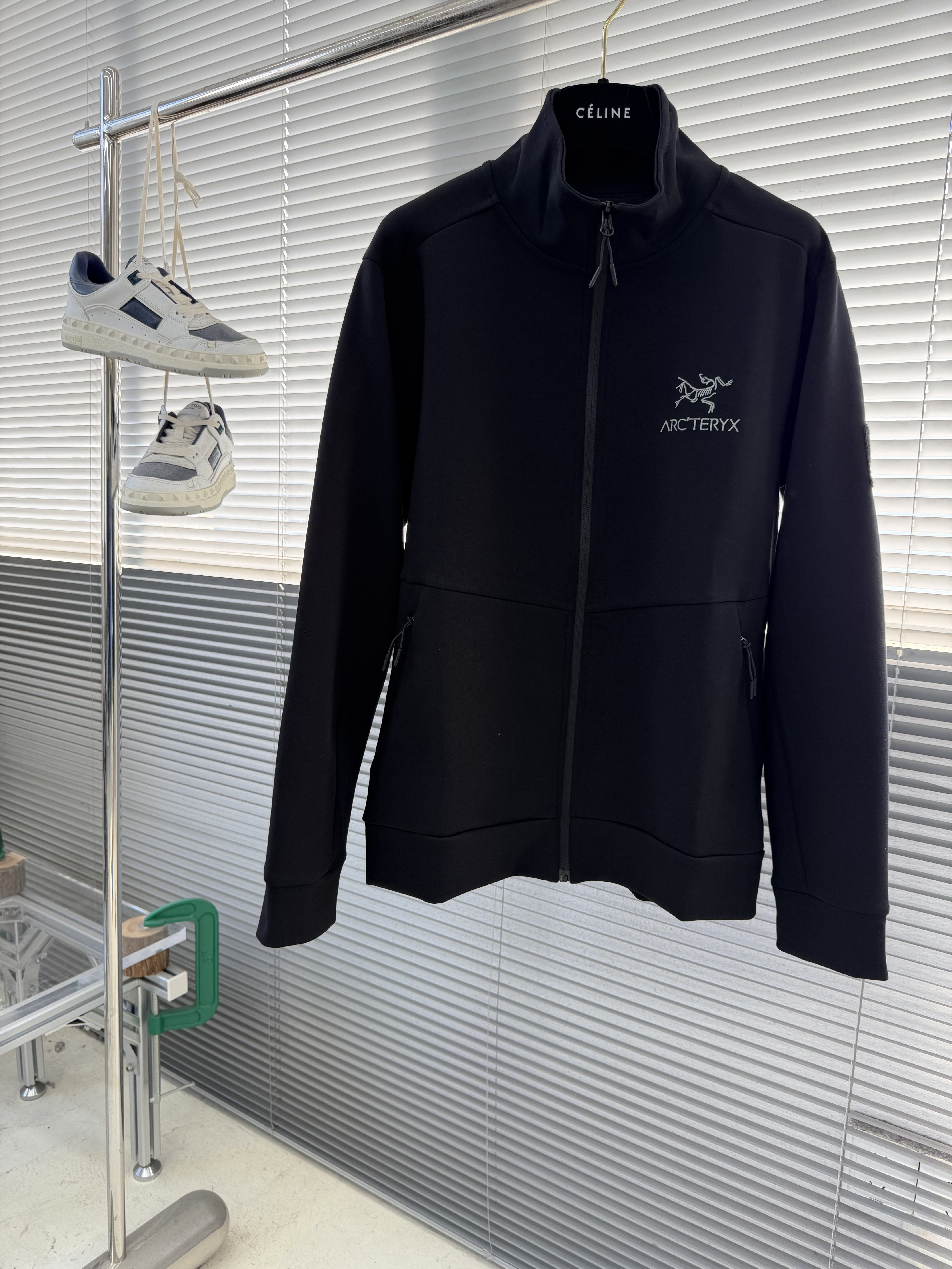 아크테릭스 ARC'TERYX 재킷