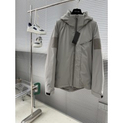 아크테릭스 ARC'TERYX 다운재킷.