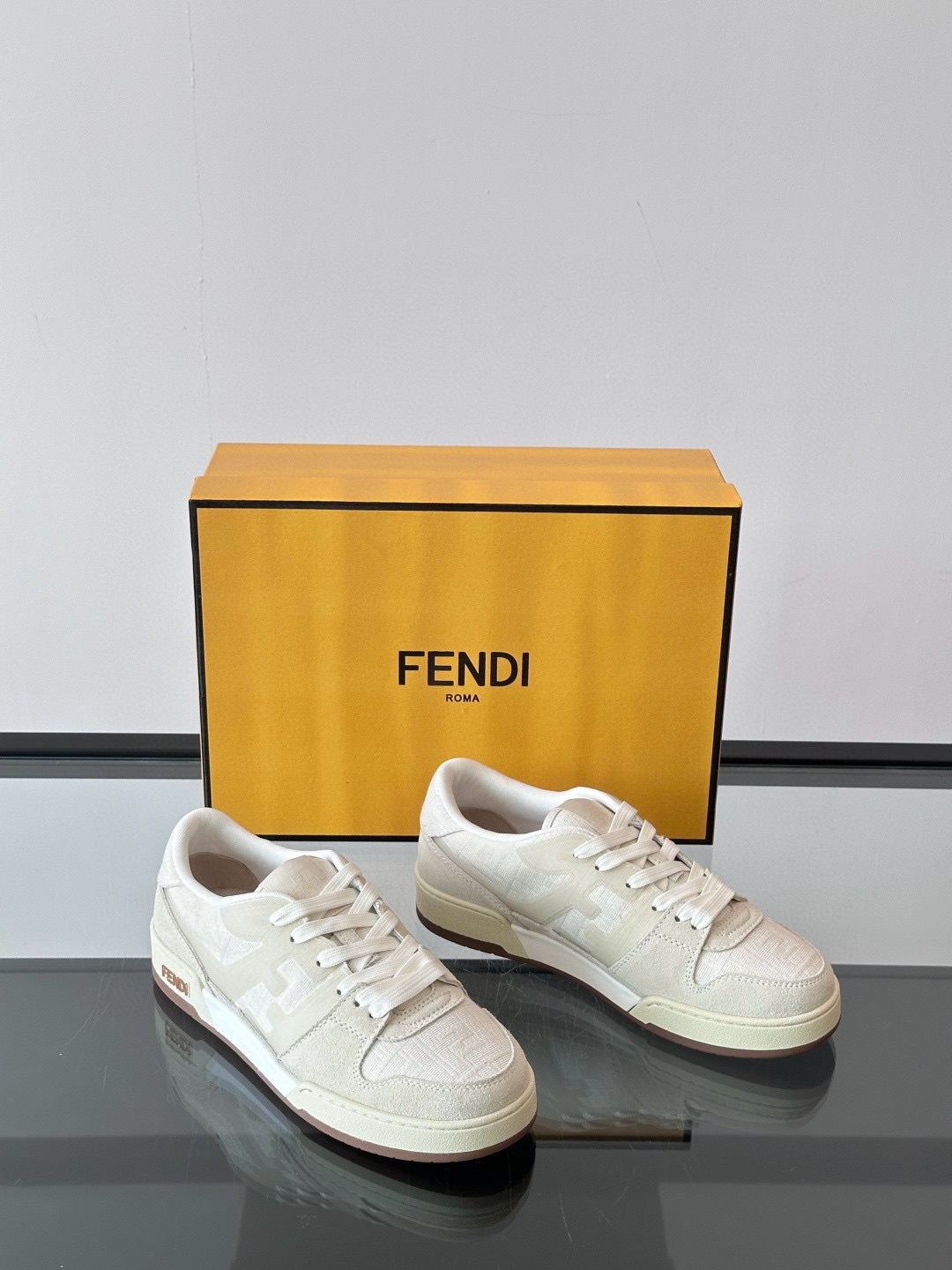 펜디 Fendi Match 스니커즈
