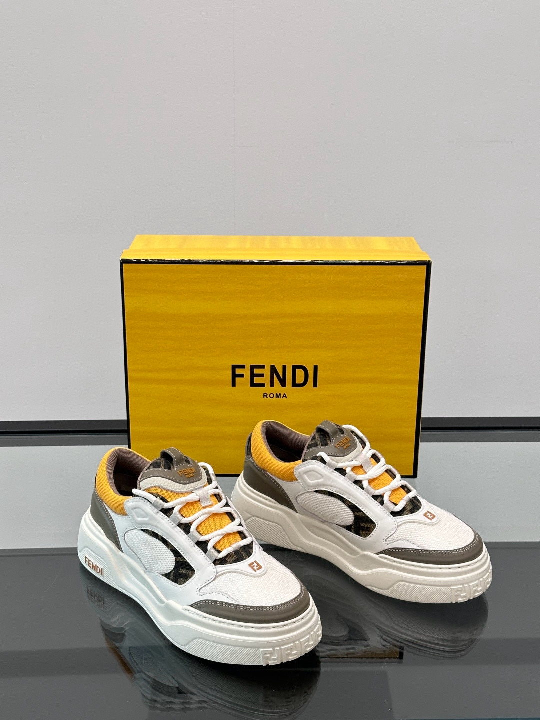 펜디 Fendi Match 스니커즈