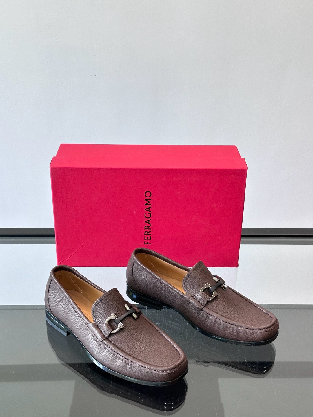 살바토레 페라가모 Salvatore Ferragamo 로퍼 슈즈