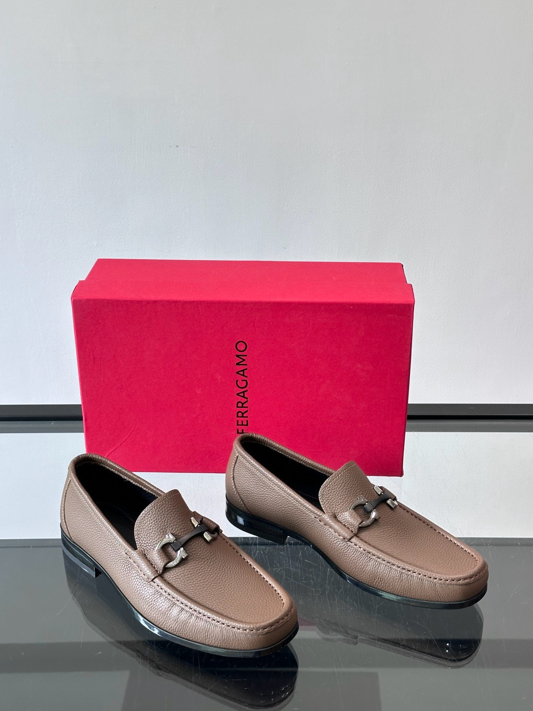 살바토레 페라가모 Salvatore Ferragamo 로퍼 슈즈