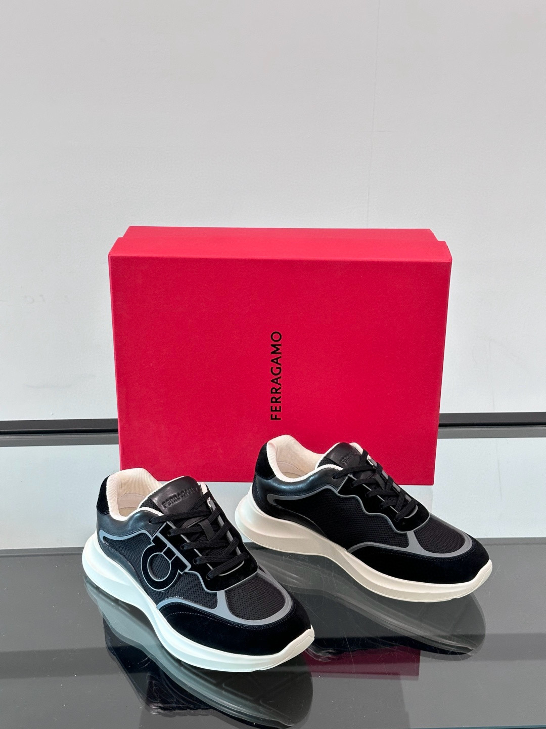 살바토레 페라가모 Salvatore Ferragamo 스니커즈