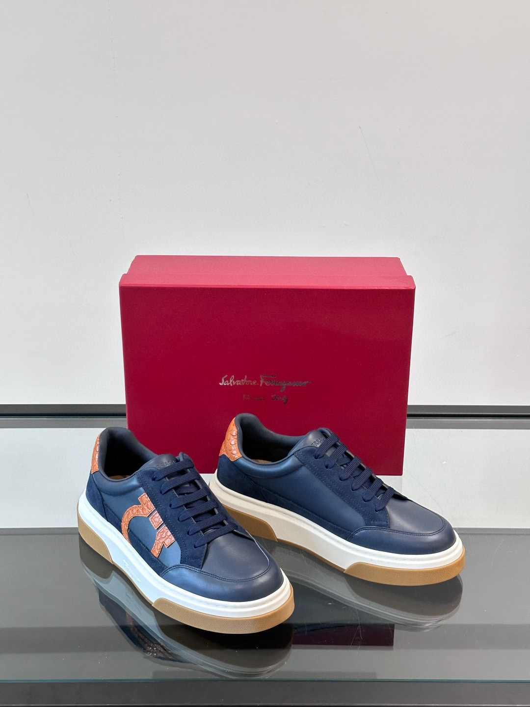 살바토레 페라가모 Salvatore Ferragamo 스니커즈