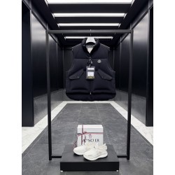 몽클레어 Otis Moncler EE72 by Edward Enninfu 다운 베스트 조끼