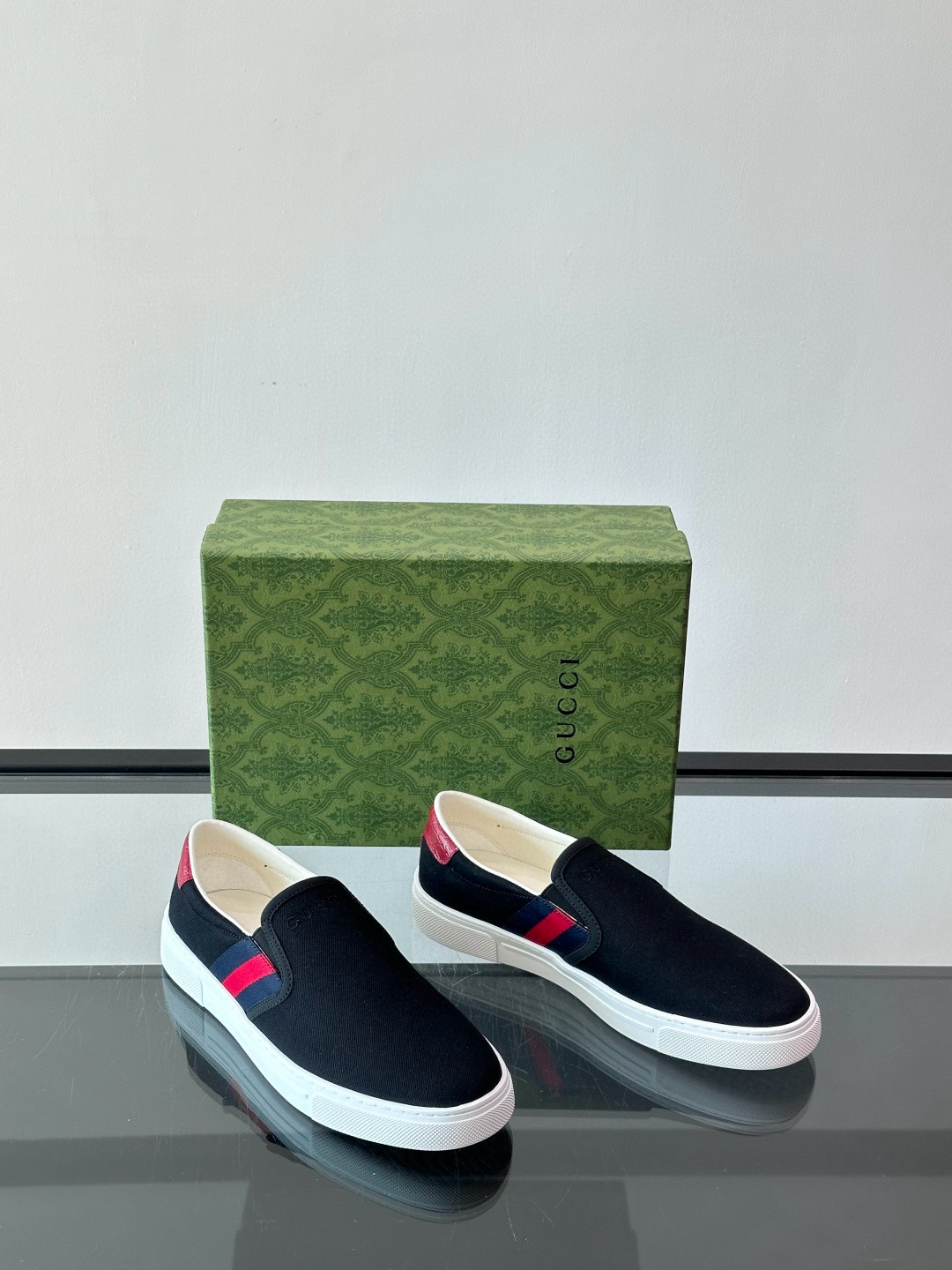 구찌 Gucci 로퍼 슈즈 Black