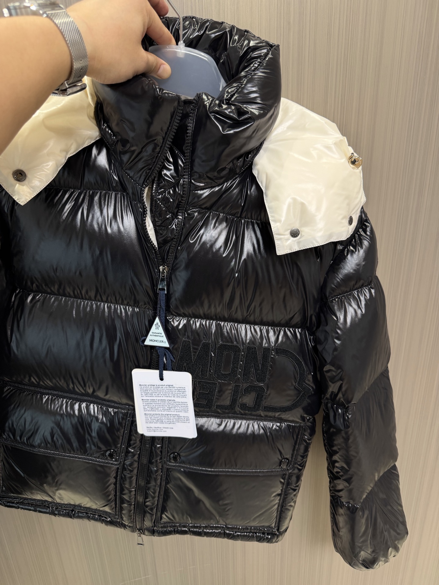 몽클레어 Moncler Abbaye  다운재킷