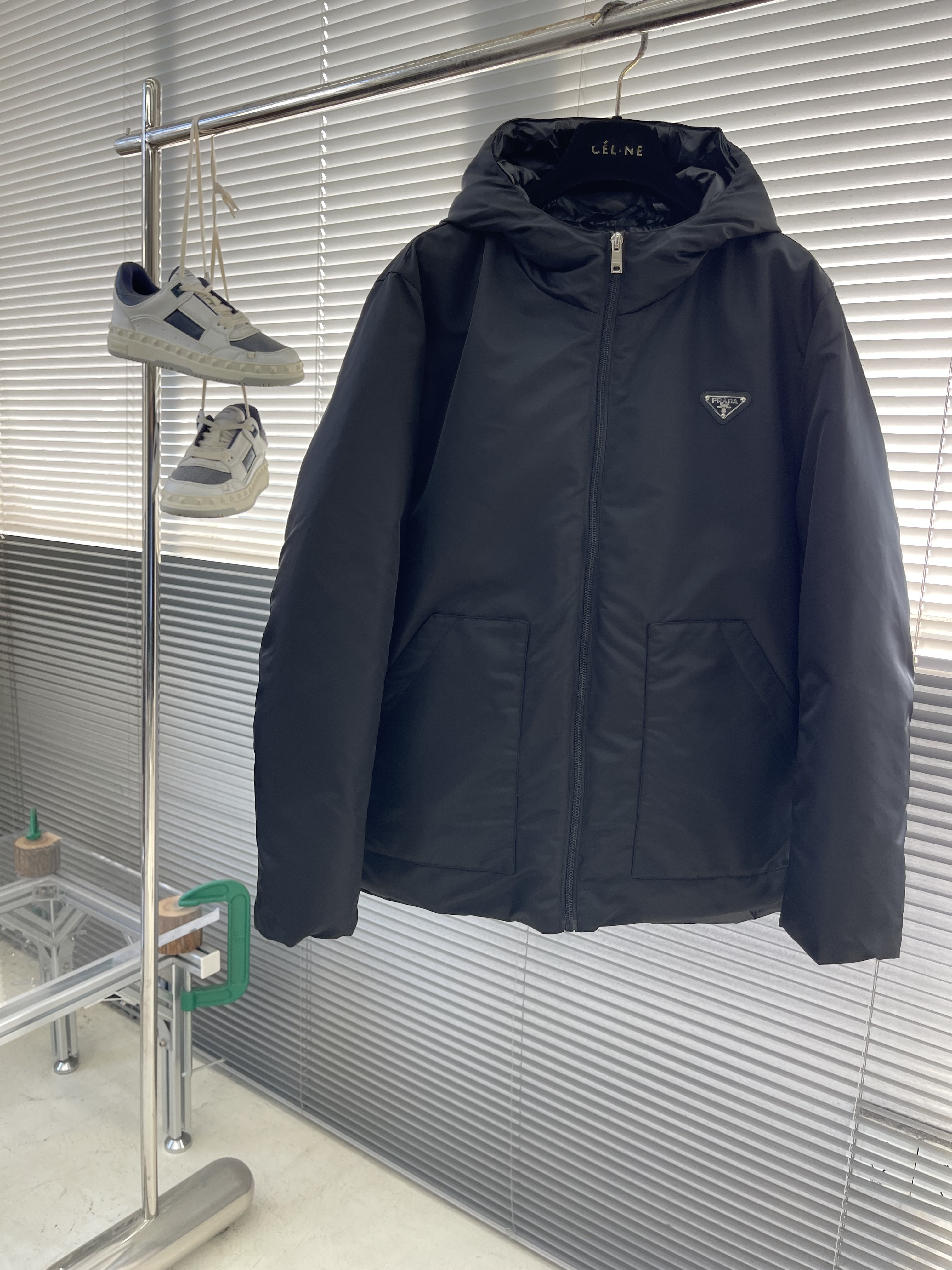 프라다 Prada 다운재킷