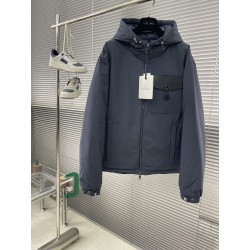 몽클레어 Moncler 다운재킷.