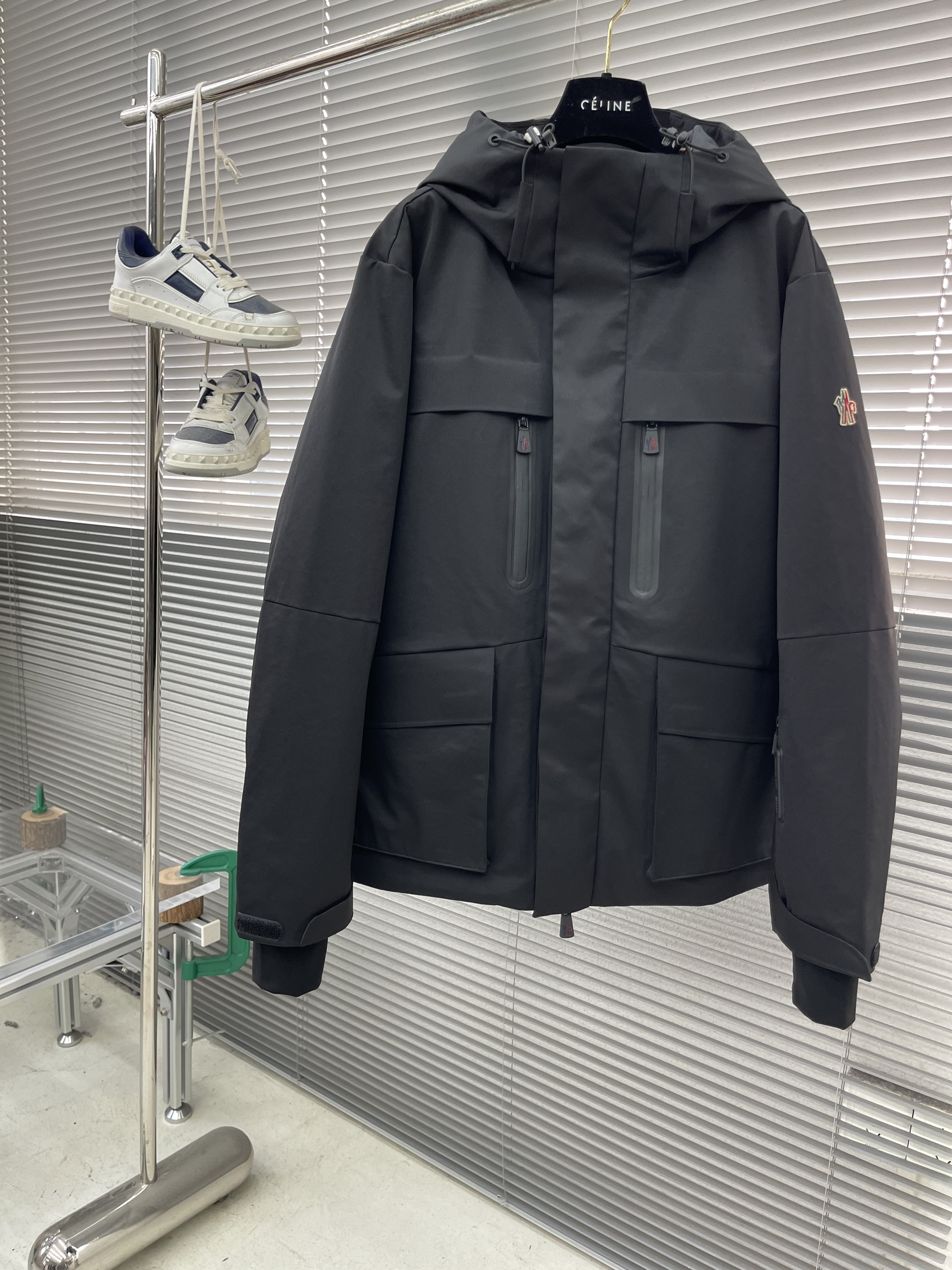 몽클레어 Moncler 다운재킷.