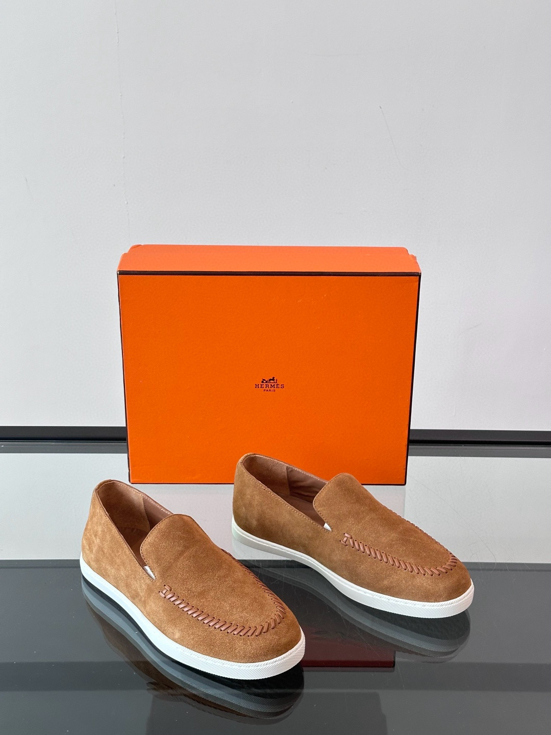 에르메스 Hermes Kiddy  슬립온 스니커