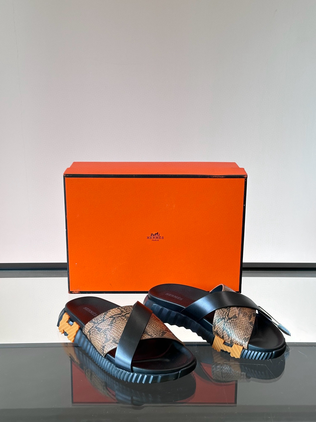 에르메스 Hermes 슬리퍼