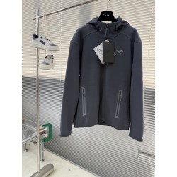 아크테릭스 ARC'TERYX 재킷