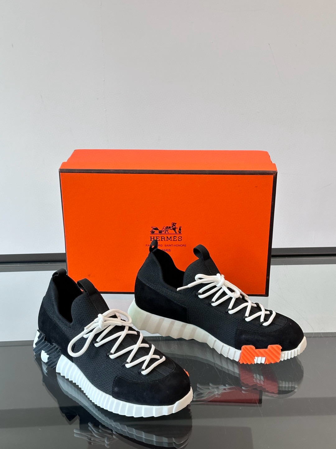 에르메스 Hermes 스니커즈