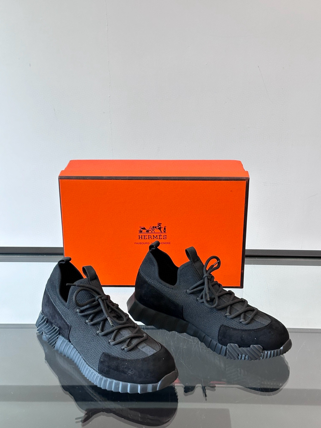 에르메스 Hermes 스니커즈