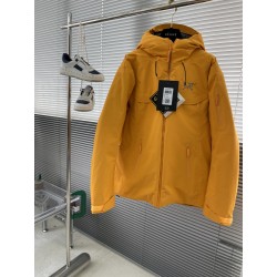 아크테릭스 ARC'TERYX 다운재킷.