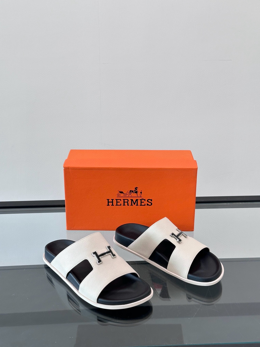 에르메스 Hermes 슬리퍼