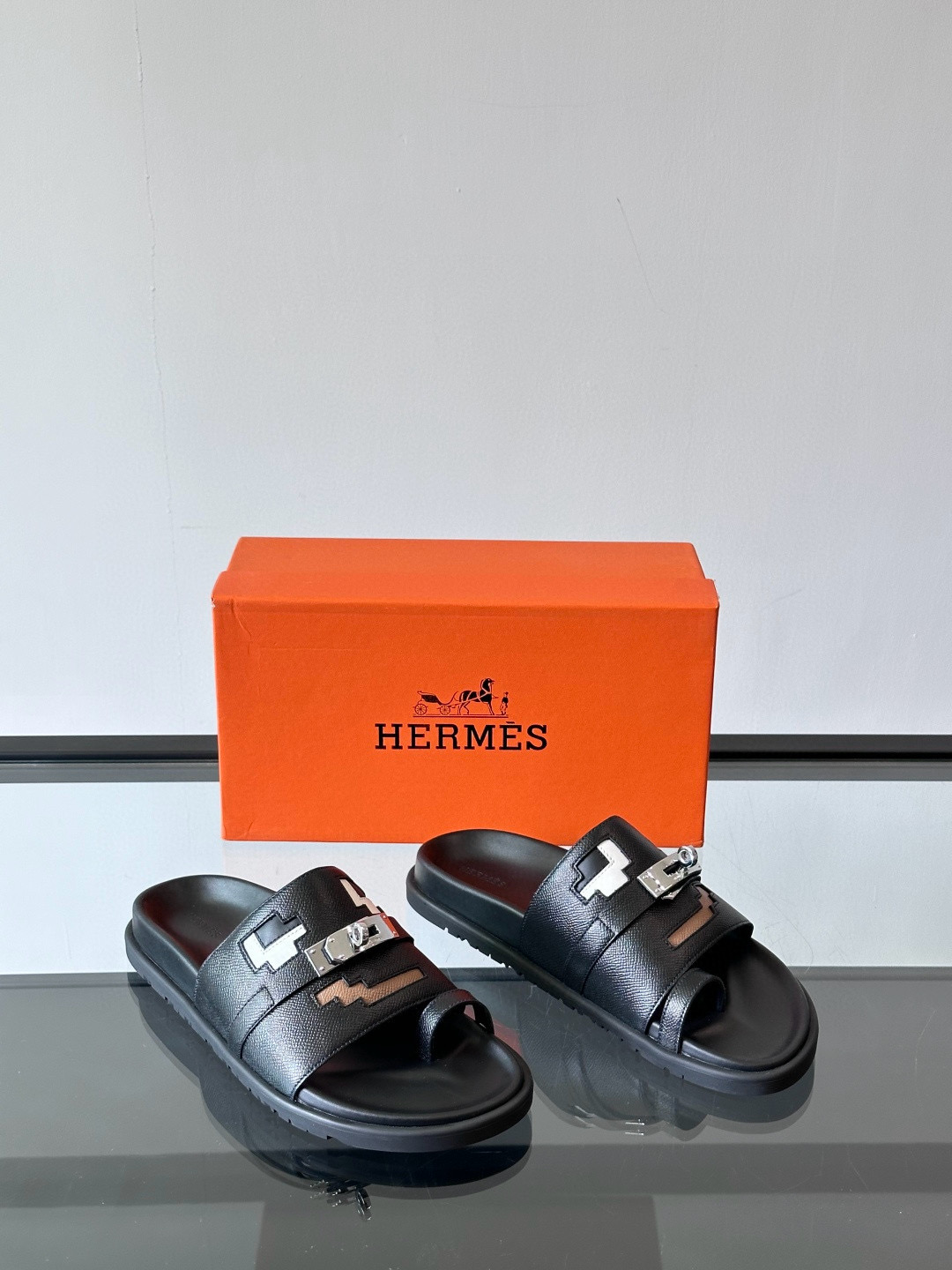 에르메스 Hermes 슬리퍼