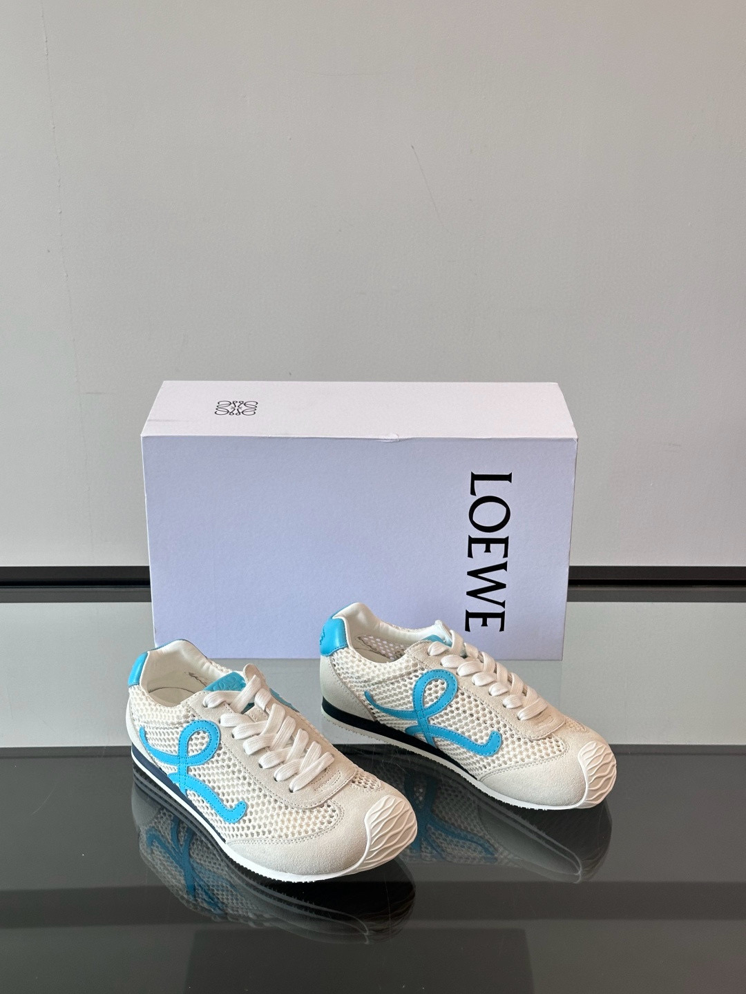 로에베 Loewe Ballet Runner 2.0스니커즈