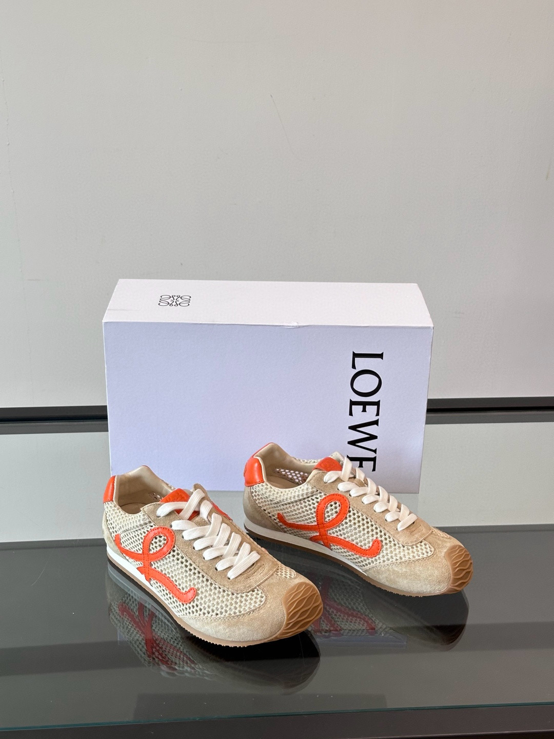 로에베 Loewe Ballet Runner 2.0스니커즈