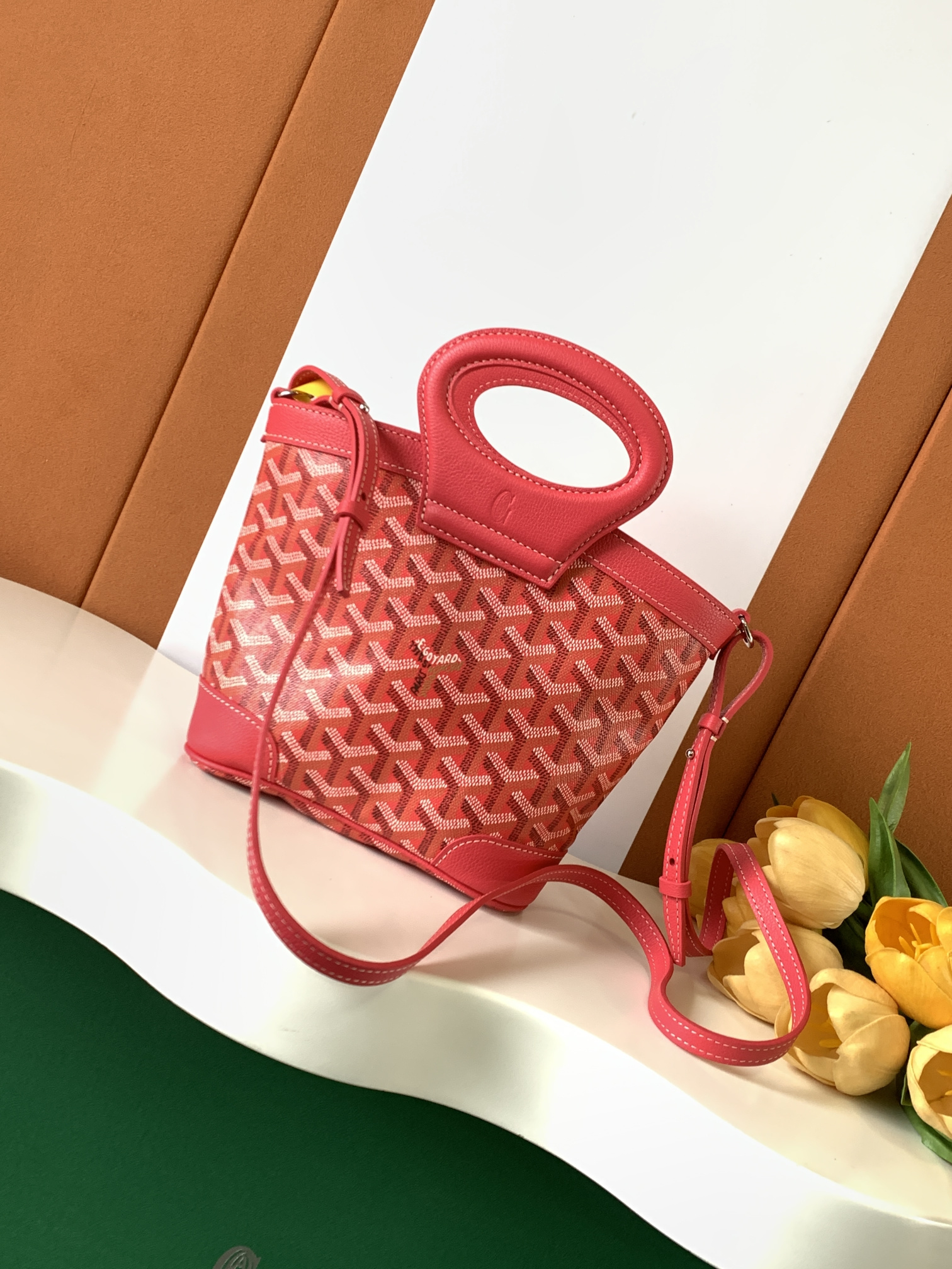 고야드 Goyard 8313 Beluga Mini Bag 23cm