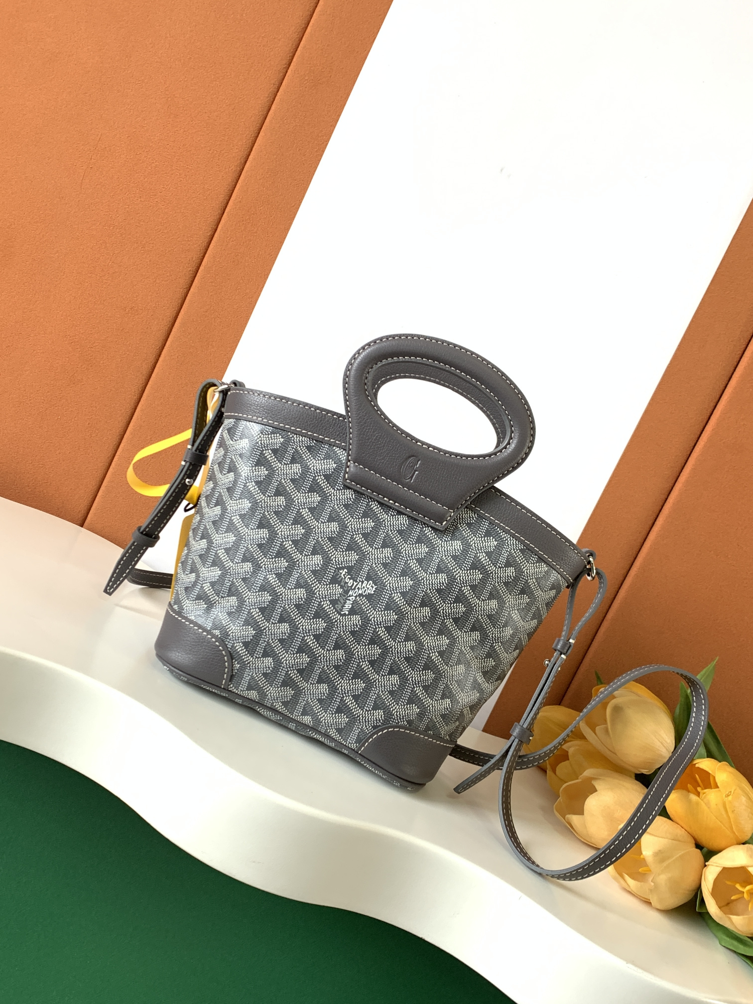 고야드 Goyard 8313 Beluga Mini Bag 23cm
