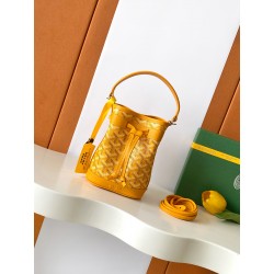 고야드 Goyard 8033 Petit Flot Mini Bucket Bag