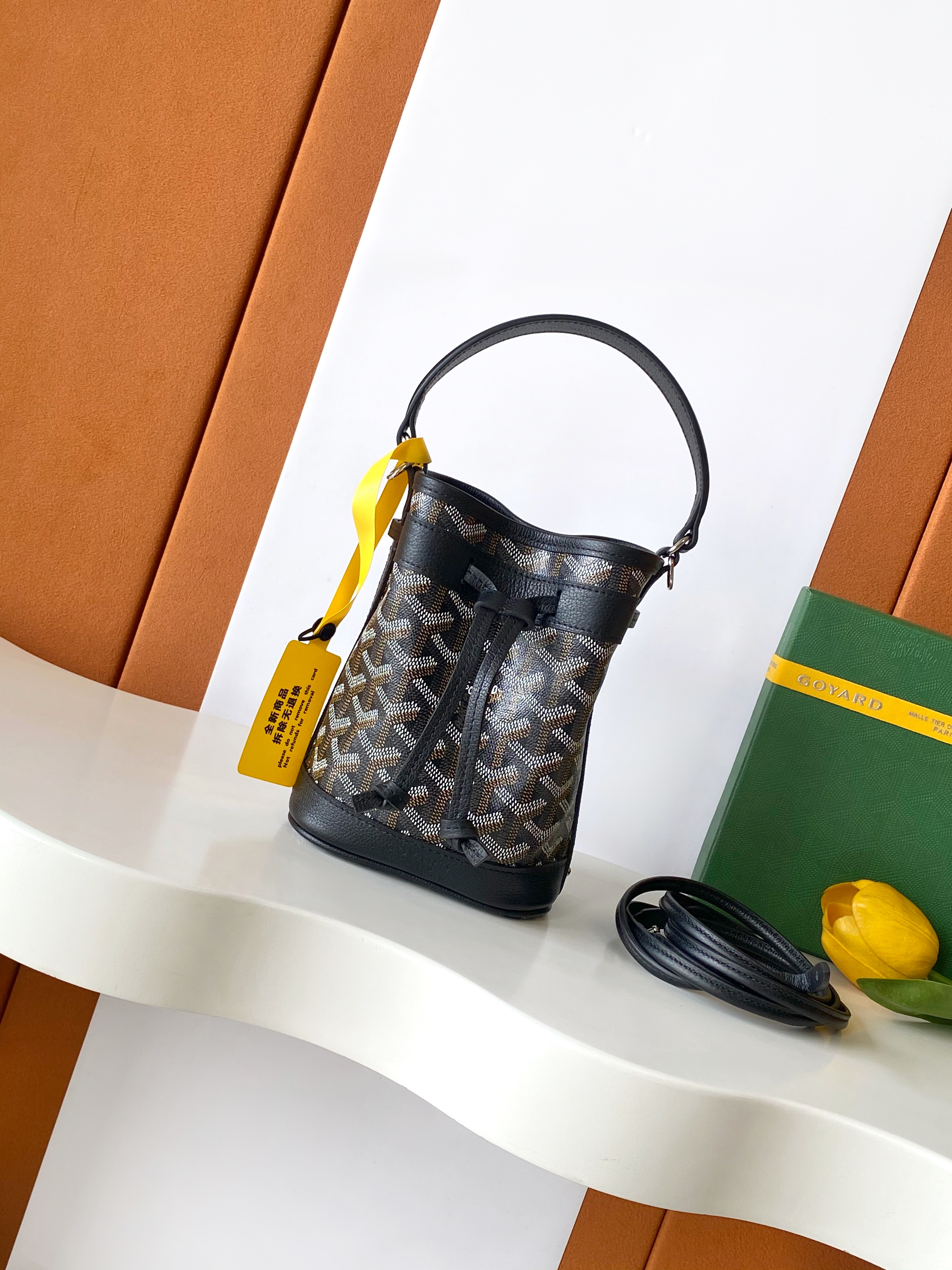 고야드 Goyard 8033 Petit Flot Mini Bucket Bag