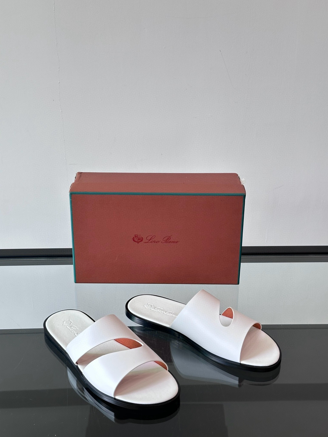 로로피아나 Loro Piana 슬리퍼