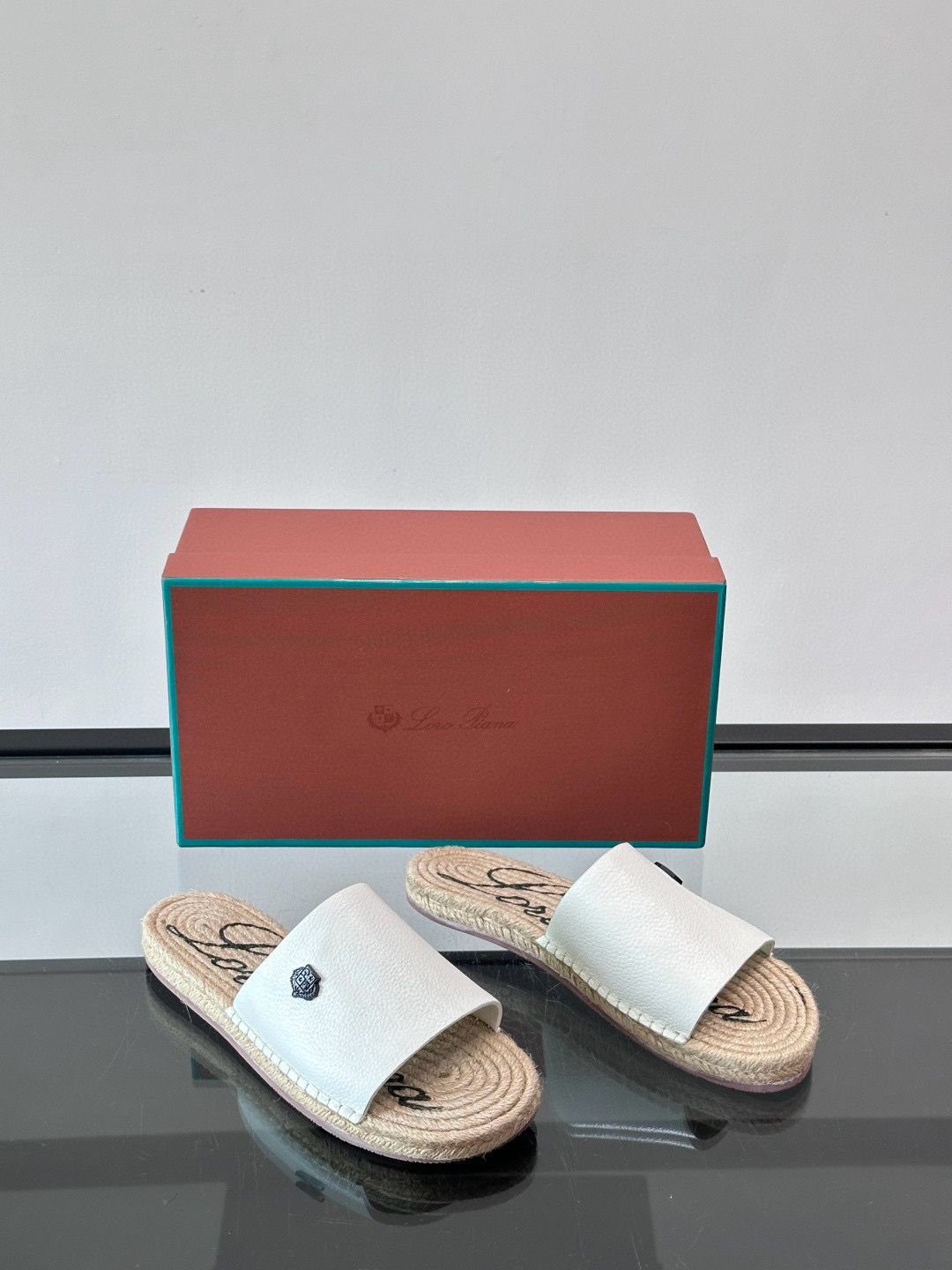 로로피아나 Loro Piana 슬리퍼