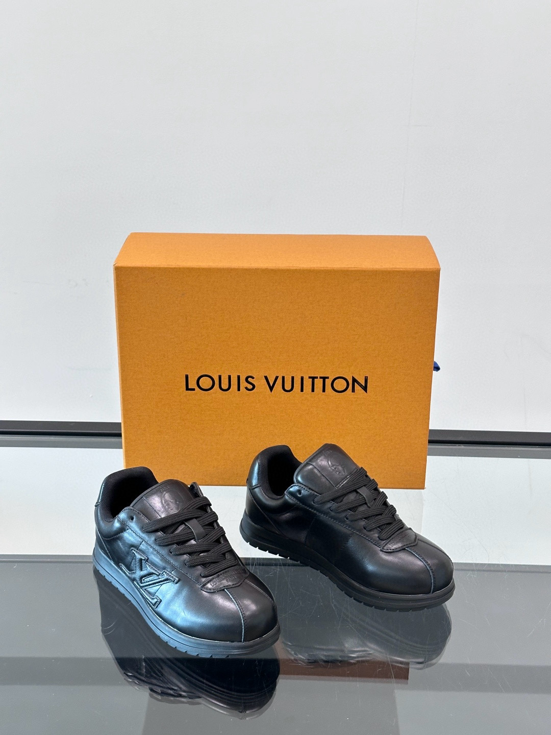 루이비통 Louis Vuitton Buttersoft 스니커즈