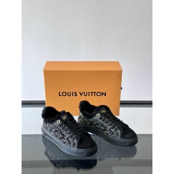 루이비통 Louis Vuitton Time Out 스니커즈