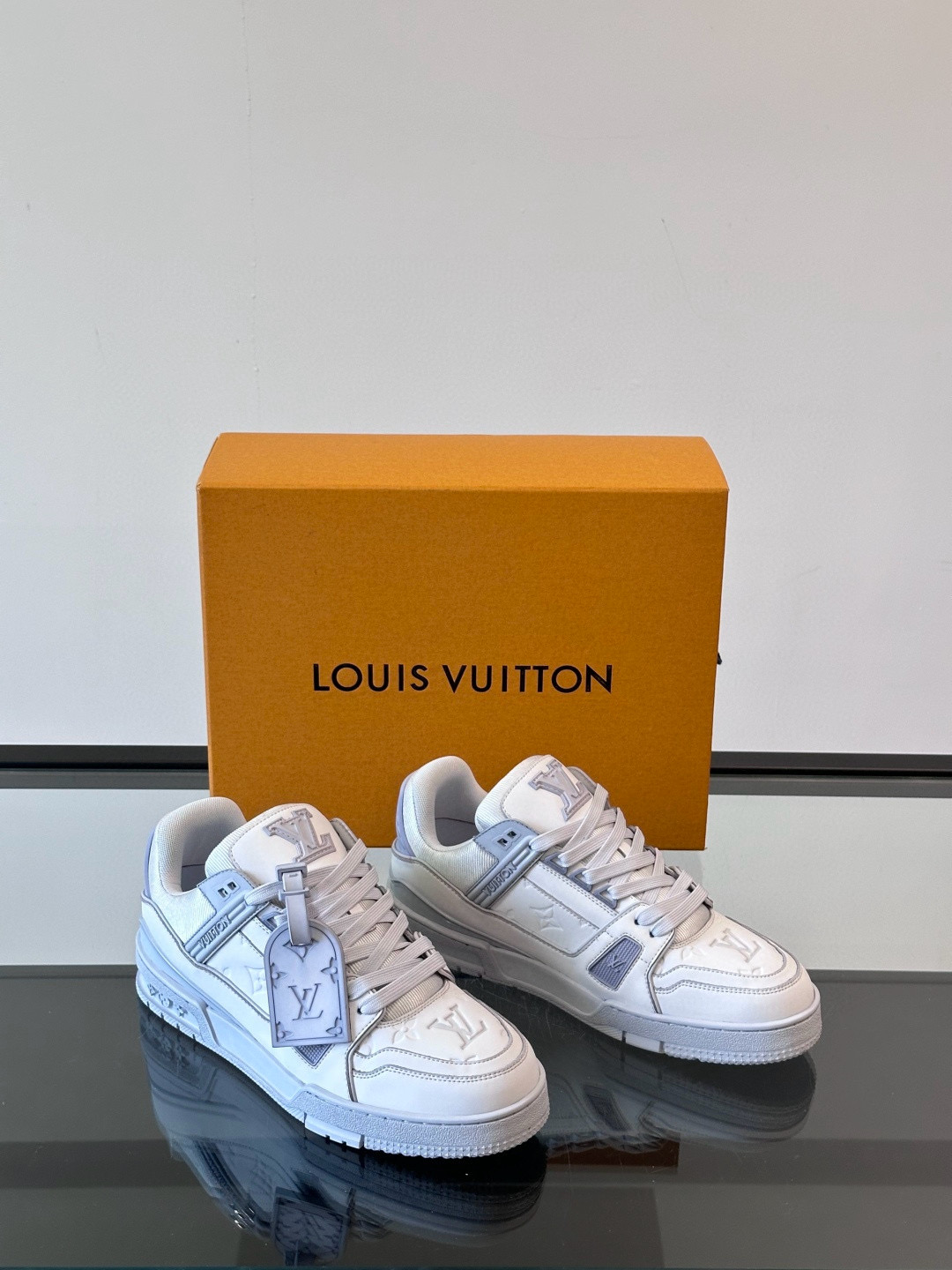 루이비통 Louis Vuitton Trainer 스니커즈