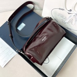 프라다 Prada 2VH188 가죽 숄더백 24cm