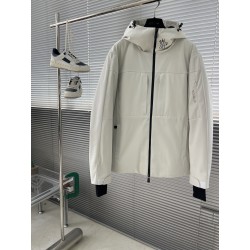 몽클레어 Moncler 다운재킷.