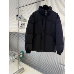 톰 포드 Tom Ford 다운재킷