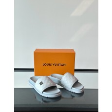 루이비통 Louis Vuitton 슬리퍼