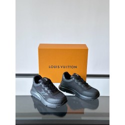 루이비통 Louis Vuitton 스니커즈 Black