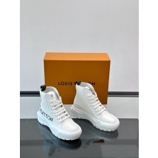 루이비통 Louis Vuitton 스니커즈 White