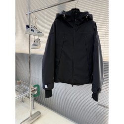 몽클레어 Moncler 다운재킷.