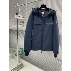 몽클레어 Moncler 다운재킷.