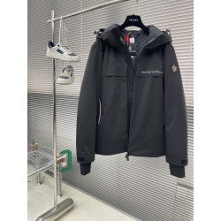 몽클레어 Moncler 다운재킷.