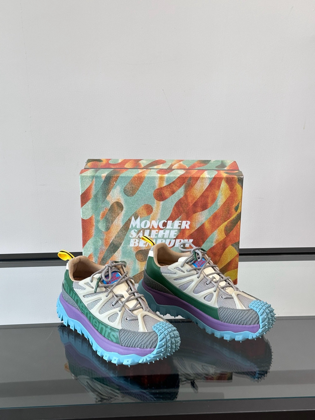 몽클레어 Moncler x SALEHBEMBURYTrailgrip Amoeba 스니커즈