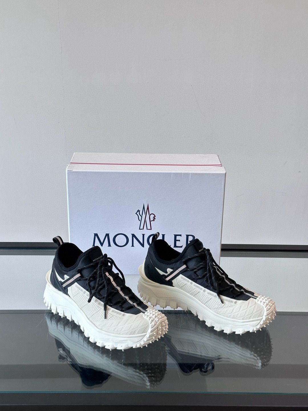 몽클레어 Moncler 스니커즈