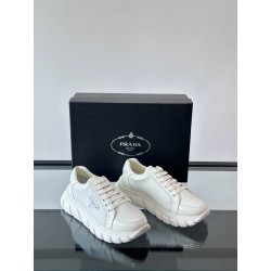 프라다 Prada Downtown Bold 스니커즈