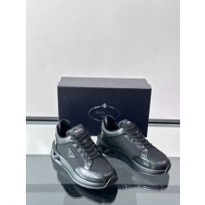 프라다 Prada 스니커즈