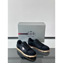 프라다 Prada 스니커즈