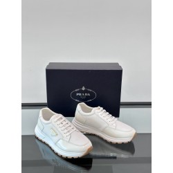 프라다 Prada 스니커즈 White
