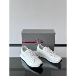프라다 Prada 스니커즈 White