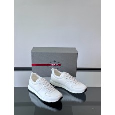 프라다 Prada 스니커즈 White